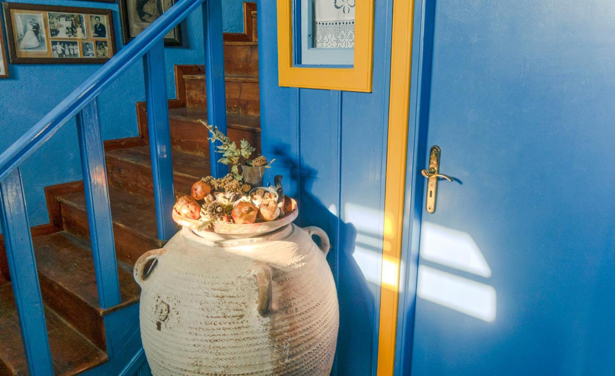 Villa Daphne Nikia Bagian luar foto
